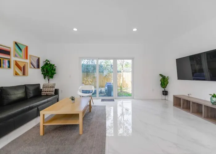 Wonderful 3 bedrooms house, Spacious&Bright